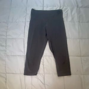 Womens Champion Cropped Leggings SIZE LARGE